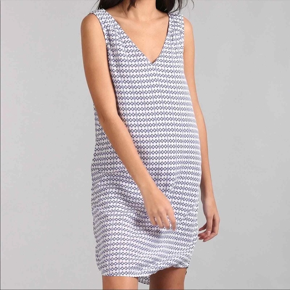 GAP‎ Shift Dress Women XS White Blue Diamond V-Neck Minimalist Coastal Nautical